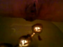 Slut shitting in the dark